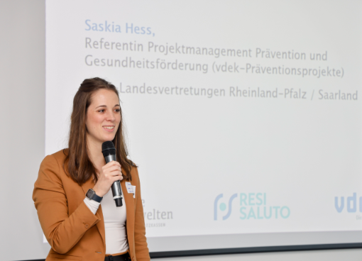 Saskia Hess (vdek) beim Vortrag